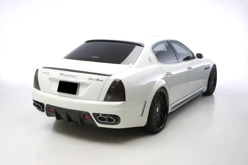 2005-2008 Maserati Quattroporte W Style Rear Bumper 1