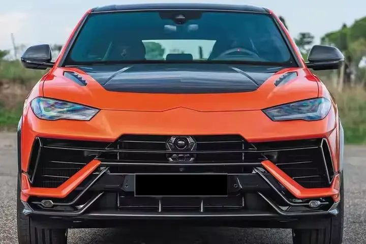 2023-2025 Lamborghini Urus S Performante Style Dry Carbon Fiber Hood 1
