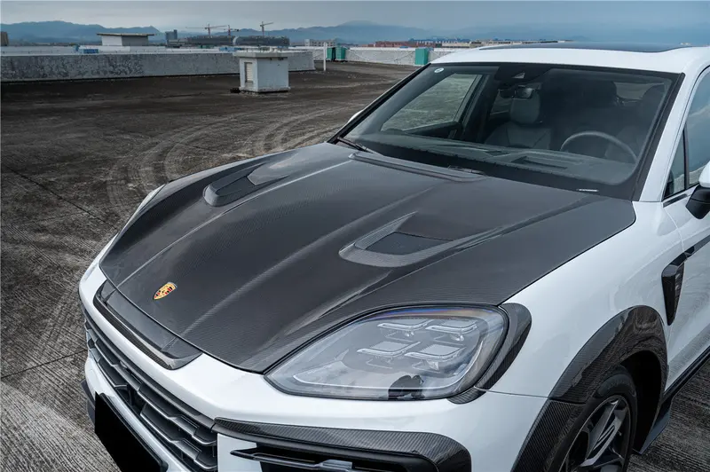 2024-2025 Porsche 9Y0.2 Cayenne S    Coupe    E-Hybrid Msy Style Dry Carbon Fiber Hood 1