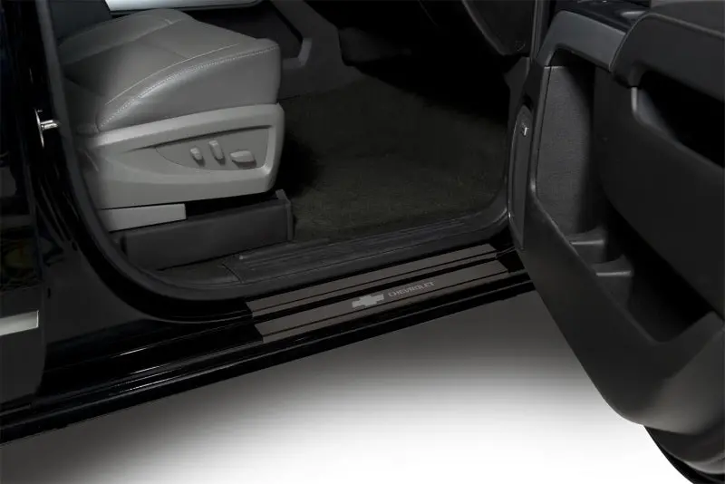 Putco 14-18 Chevy Silv Ld - Crew Cab W/ Chevrolet Etching (8Pcs) Black Platinum Door Sills 1