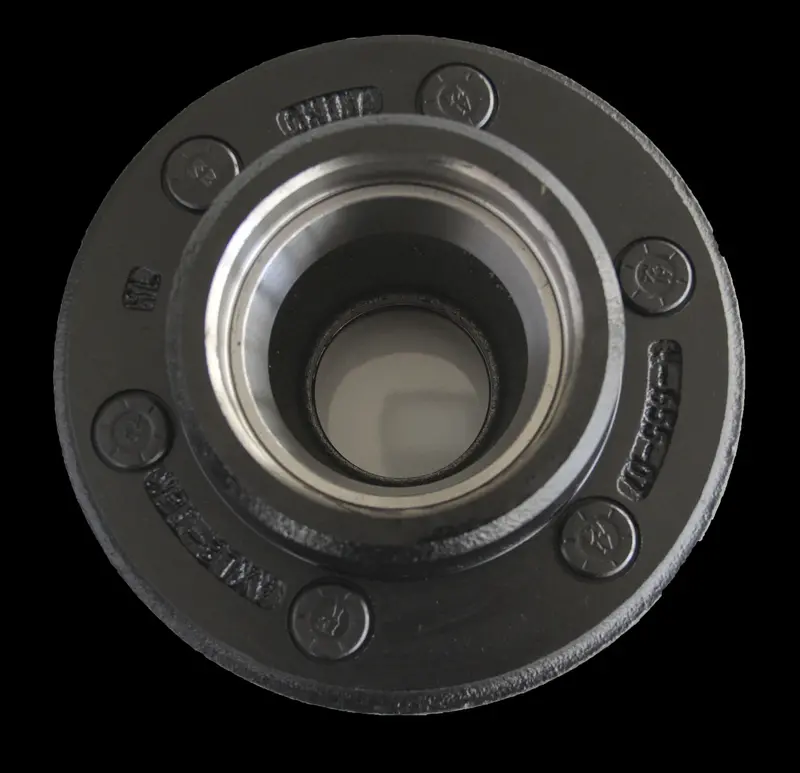 Husky Towing 33089 6,000-Lb Idler Hub – 6X5.5-Inch Bolt Pattern With Push-In Studs 1